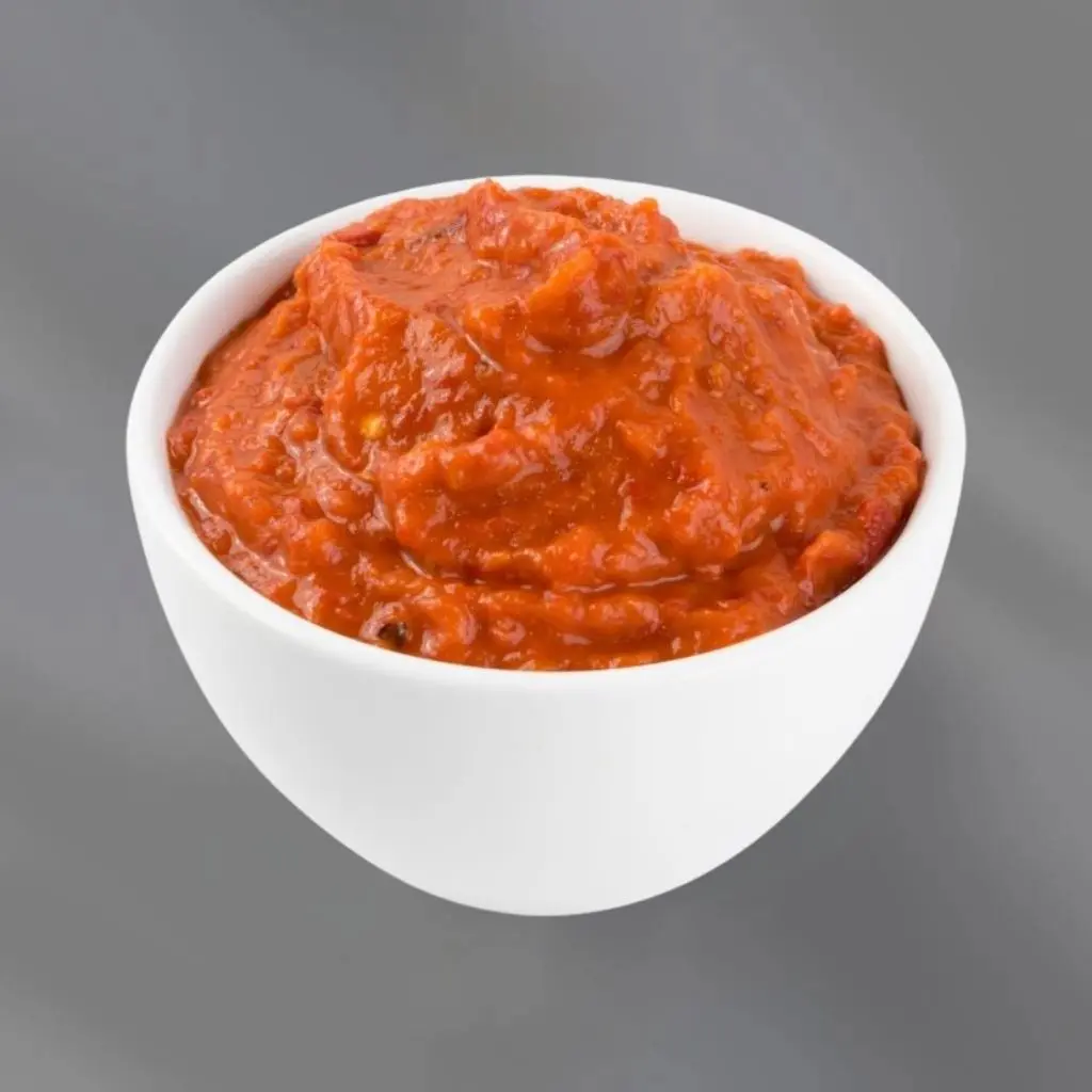 سلطة حمراء حارة